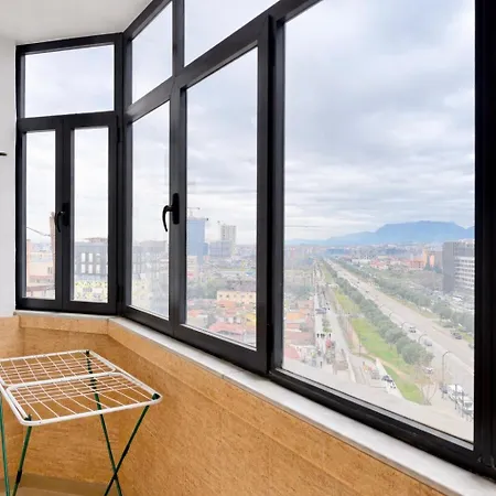 2br With View Lägenhet Tirana